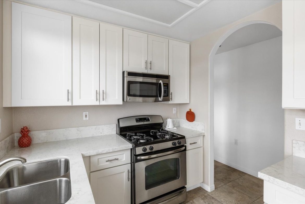 12-3315-Genoa-Way-UNIT-96-Remain-Street-Media-San-Diego-Real-Estate-Photography-1048