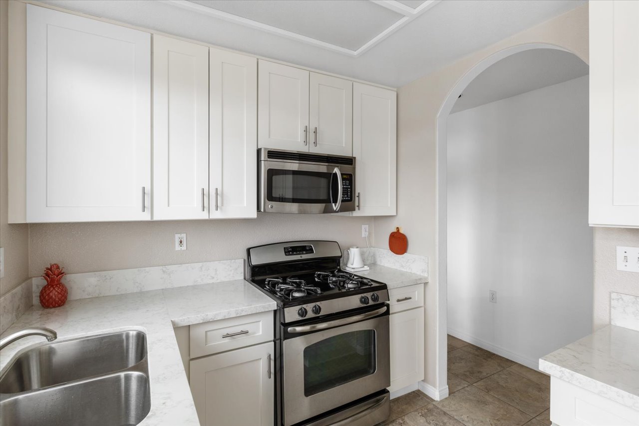 12-3315-Genoa-Way-UNIT-96-Remain-Street-Media-San-Diego-Real-Estate-Photography-1048