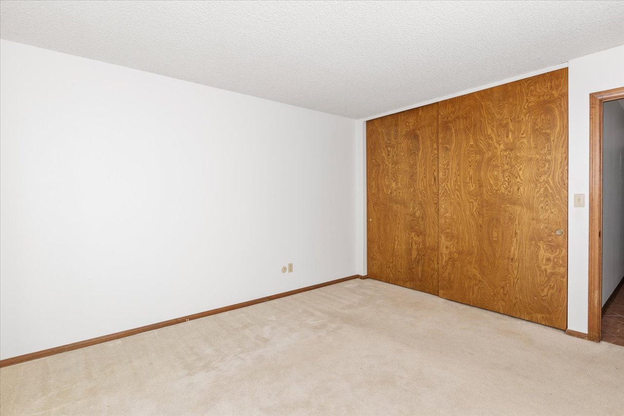 21-1610-Via-La-Plaza-Remain-Street-Media-San-Diego-Real-Estate-Photography-1068