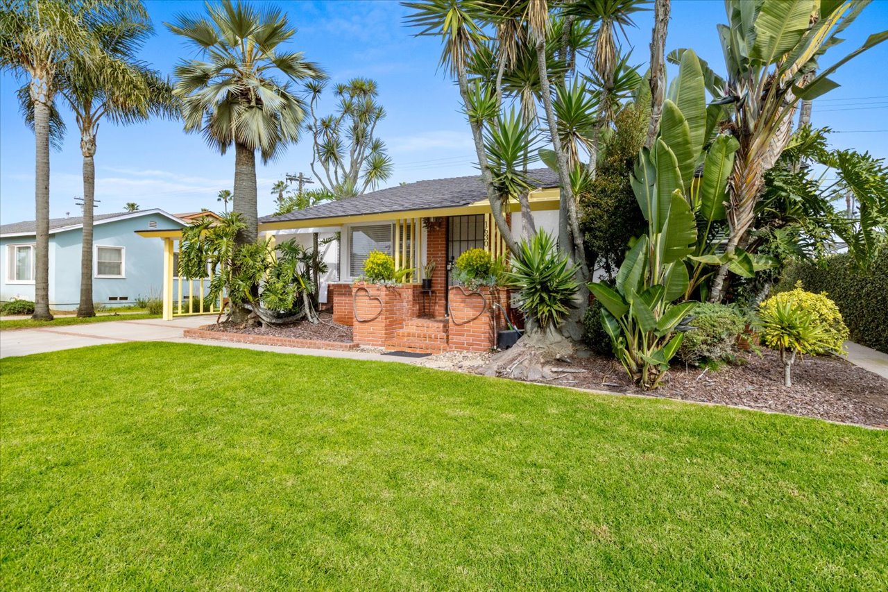 01-1630-S-Tremont-Street-Remain-Street-Media-San-Diego-Real-Estate-Photography-1003