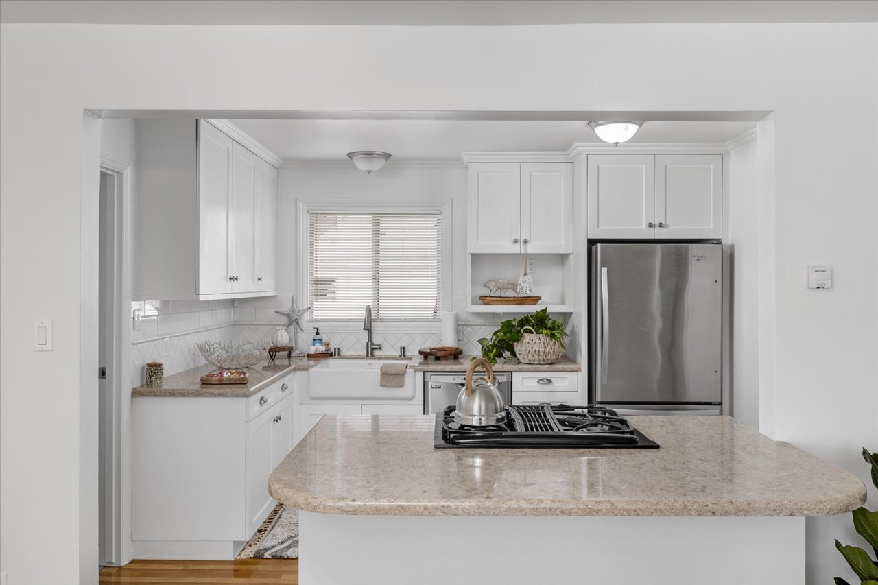 09-1630-S-Tremont-Street-Remain-Street-Media-San-Diego-Real-Estate-Photography-1037