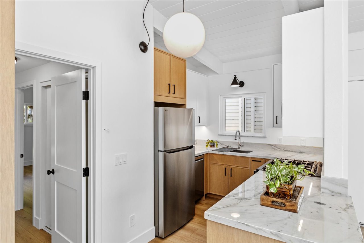 07-232-Barbara-Avenue- Solana-Beach –Remain-Street-Media-San-Diego-Real-Estate-Photography-1020