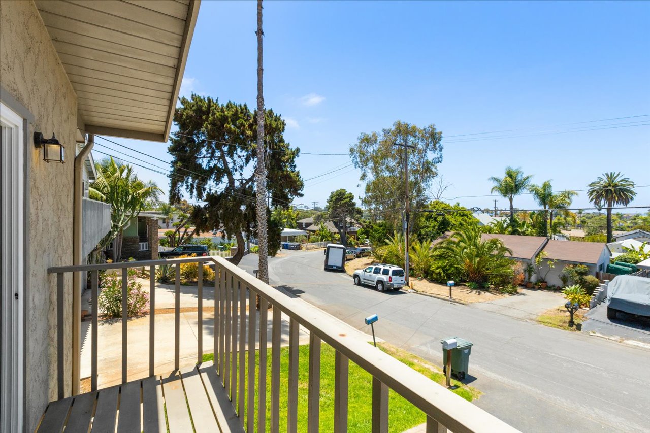 10-232-Barbara-Avenue- Solana-Beach –Remain-Street-Media-San-Diego-Real-Estate-Photography-1033