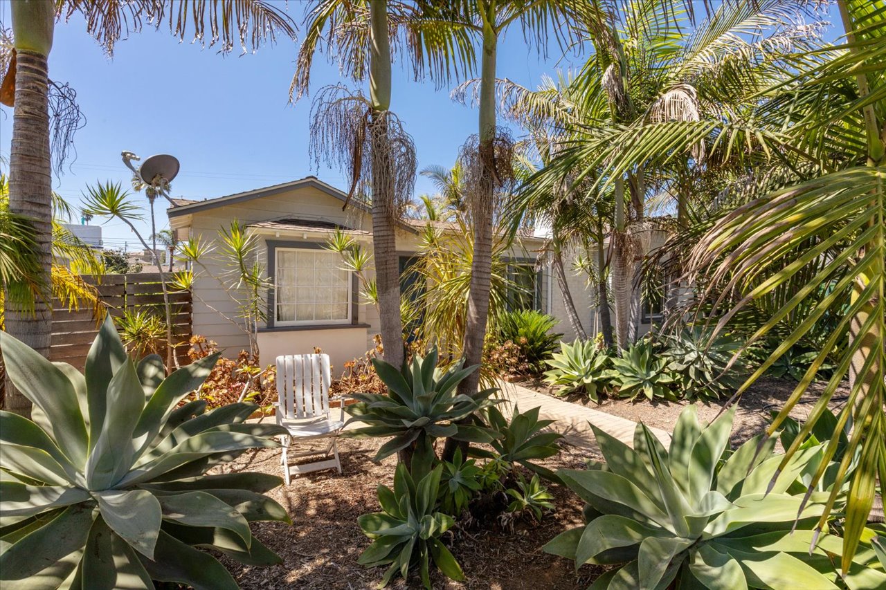 04-1923-Tremont-Street-Oceanside-Remain-Street-Media-San-Diego-Real-Estate-Photography-1013