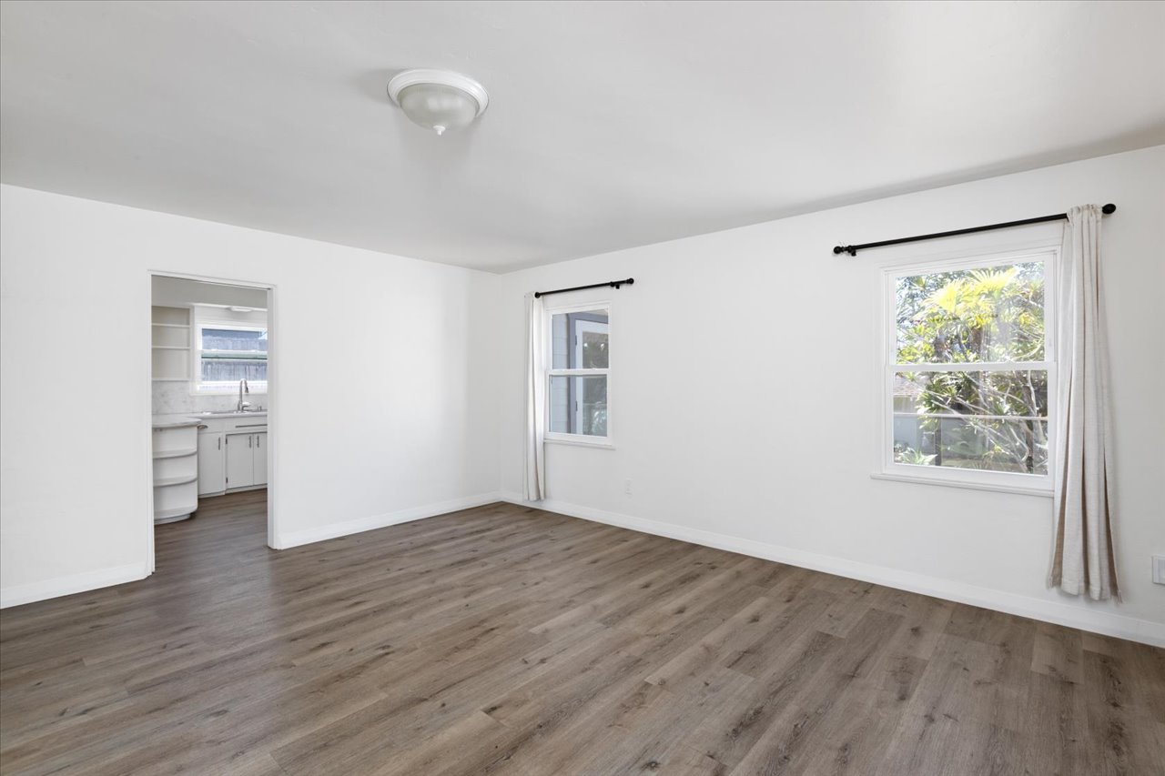 10-1923-Tremont-Street-Oceanside-Remain-Street-Media-San-Diego-Real-Estate-Photography-1034