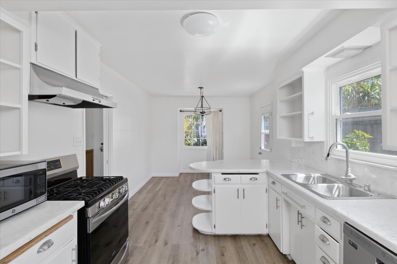 15-1923-Tremont-Street-Oceanside-Remain-Street-Media-San-Diego-Real-Estate-Photography-1051