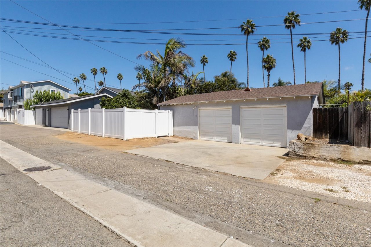 32-1923-Tremont-Street-Oceanside-Remain-Street-Media-San-Diego-Real-Estate-Photography-1120