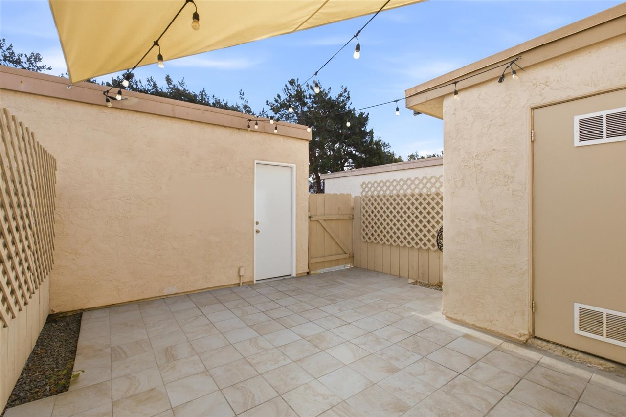 10-535-Beverly-Place-Remain-Street-Media-San-Diego-Real-Estate-Photography–San Marcos-1050