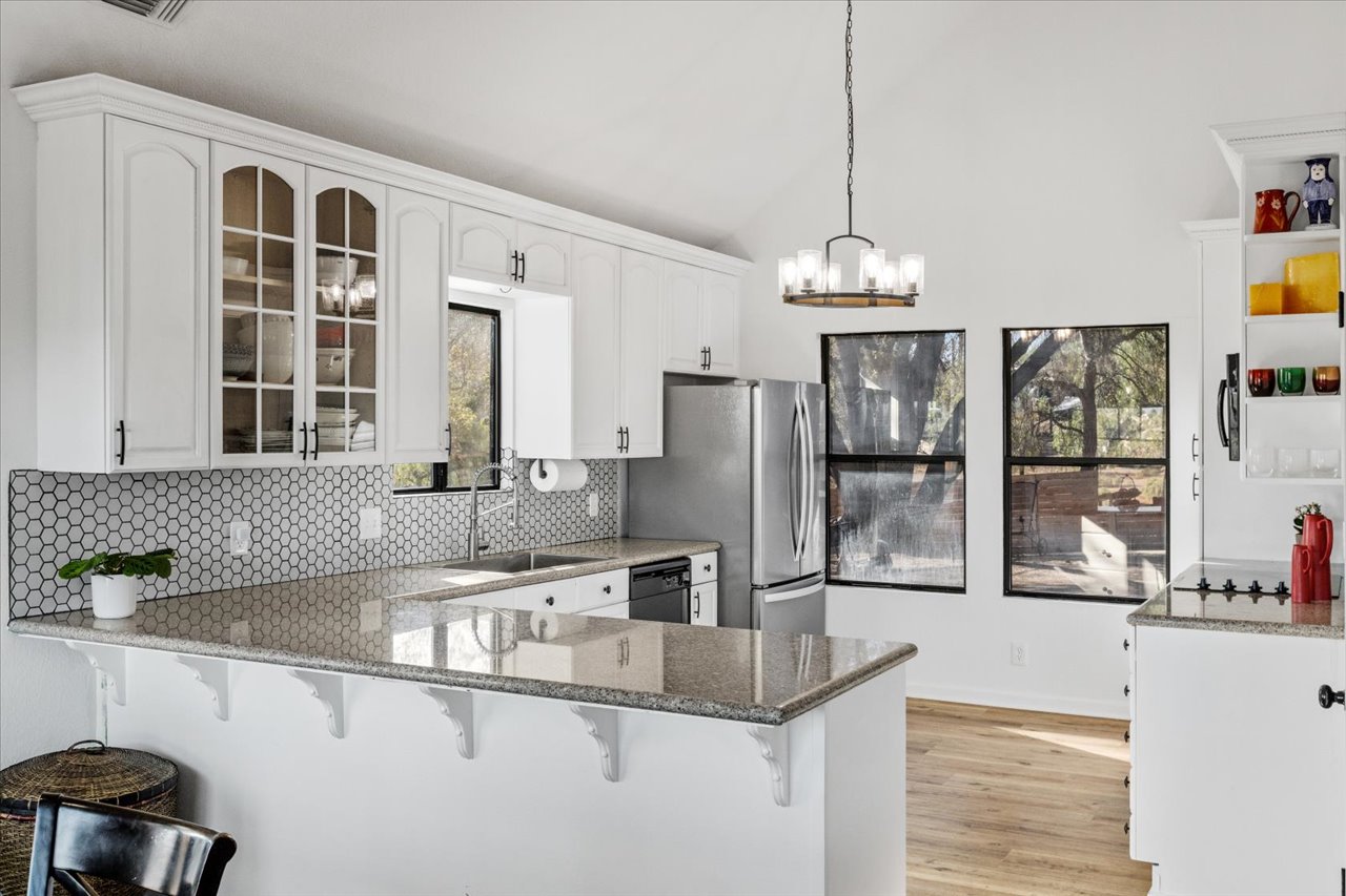 11-14931-Cool-Valley-Road-Remain-Street-Media-San-Diego-Real-Estate-Photography–Valley Center-1054