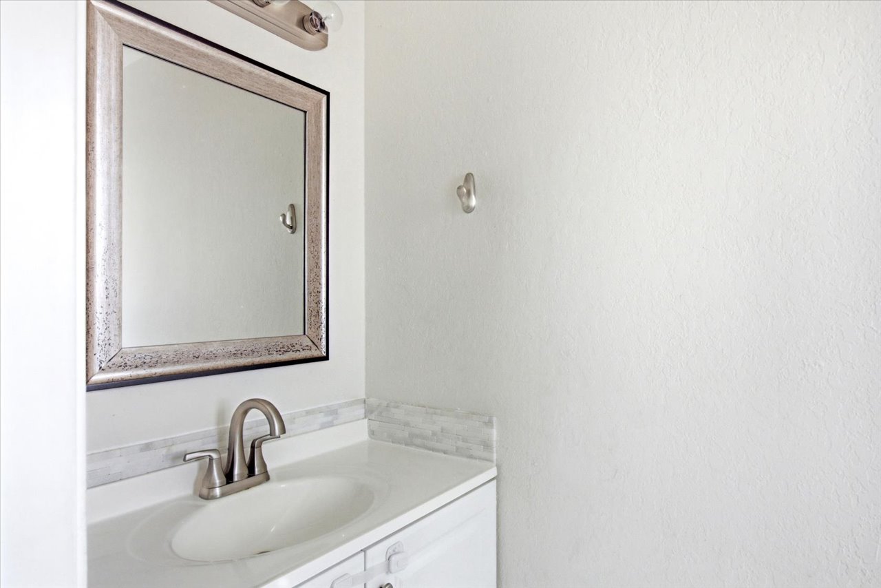 12-535-Beverly-Place-Remain-Street-Media-San-Diego-Real-Estate-Photography–San Marcos-1060